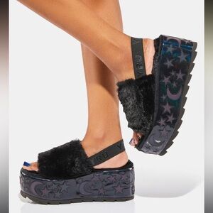 YRU Qozii Luna Platform Slides